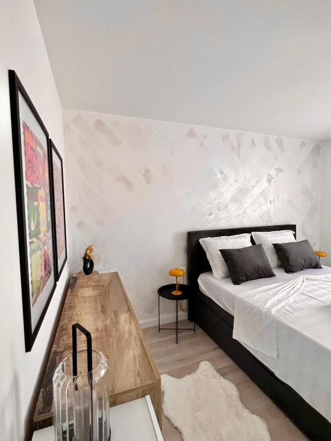 Apartmani Cube A เมดูลิน ภายนอก รูปภาพ